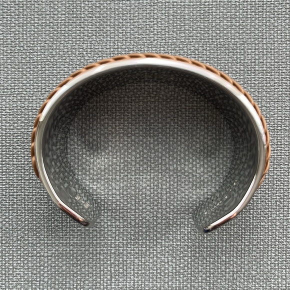 Authentic TOD’S Cuff Bracelet ~ in Light Brown Leather W/ Studded - Picture 14 of 16